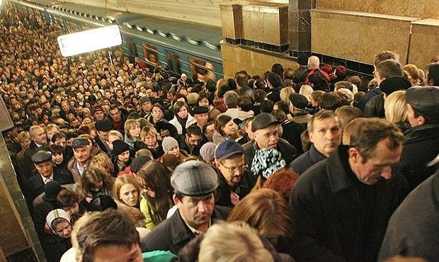 Вестибюли метро запретили закрывать на ремонт в будни